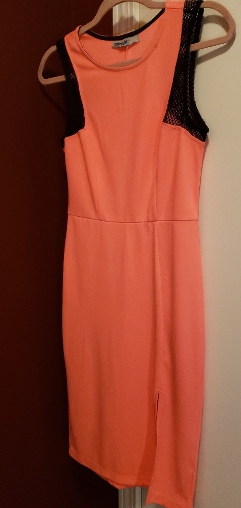 Dress - Picture 2 of 3